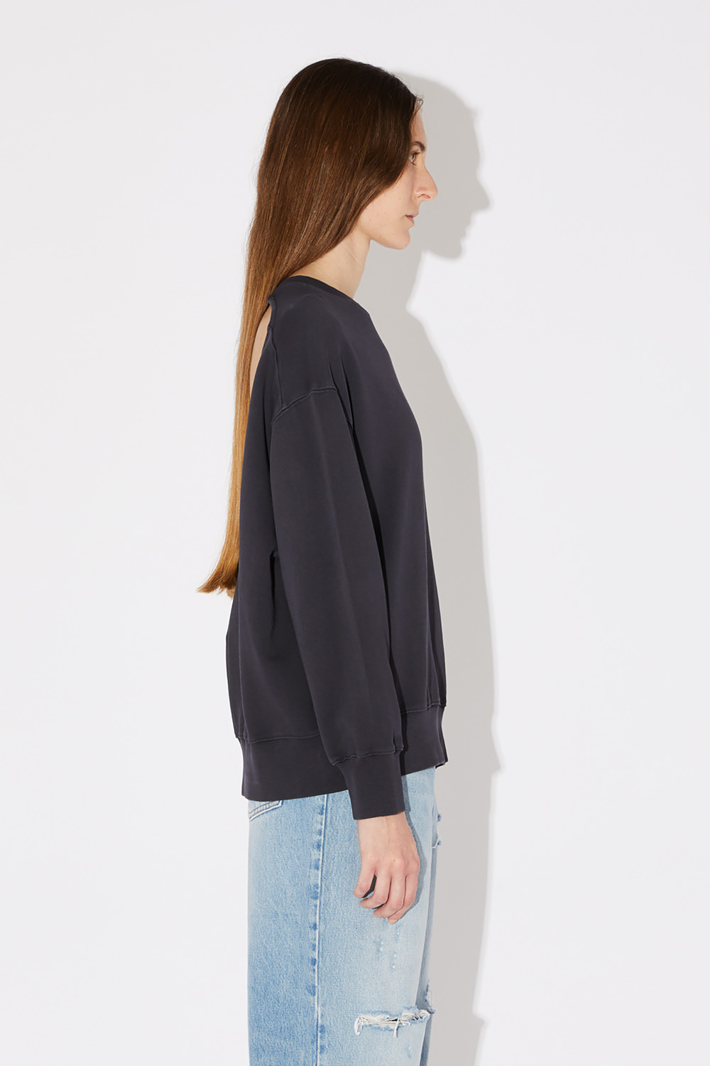 AMISH: CREW NECK SWEATSHIRT WITH CUT-OUT